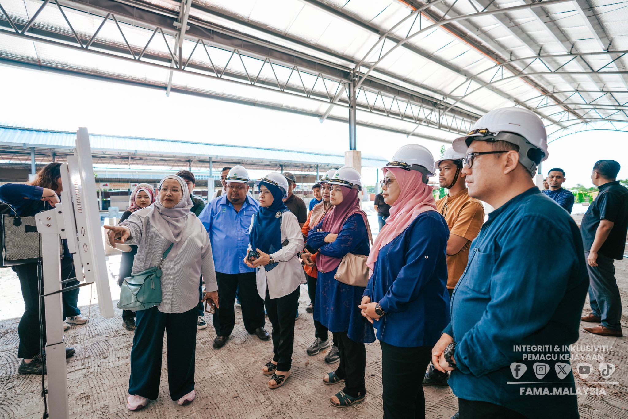 17 MEI 2025 | LAWATAN KERJA TIMBALAN KETUA PENGARAH (KHIDMAT PENGURUSAN) FAMA | MEDAN NIAGA SATOK