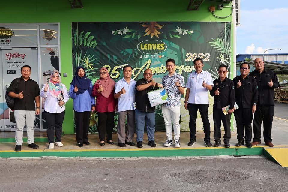7 November 2025 | Jumaat | Lawatan Kerja Timbalan Ketua Pengarah (Sekuriti Makanan & Operasi) FAMA Ke Leaves Food Industries | Kuching, Sarawak