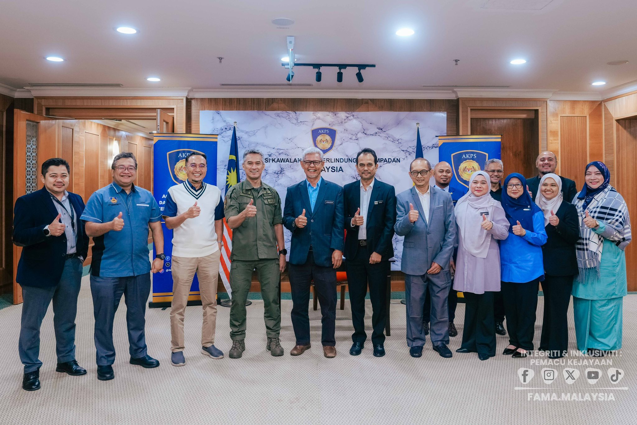 28 November 2025 | FAMA dan AKPS Mengukuhkan Kolaborasi Strategik Melalui Pertemuan Rasmi | Ibu Pejabat Agensi Kawalan dan Perlindungan Sempadan Malaysia (AKPS), Putrajaya.