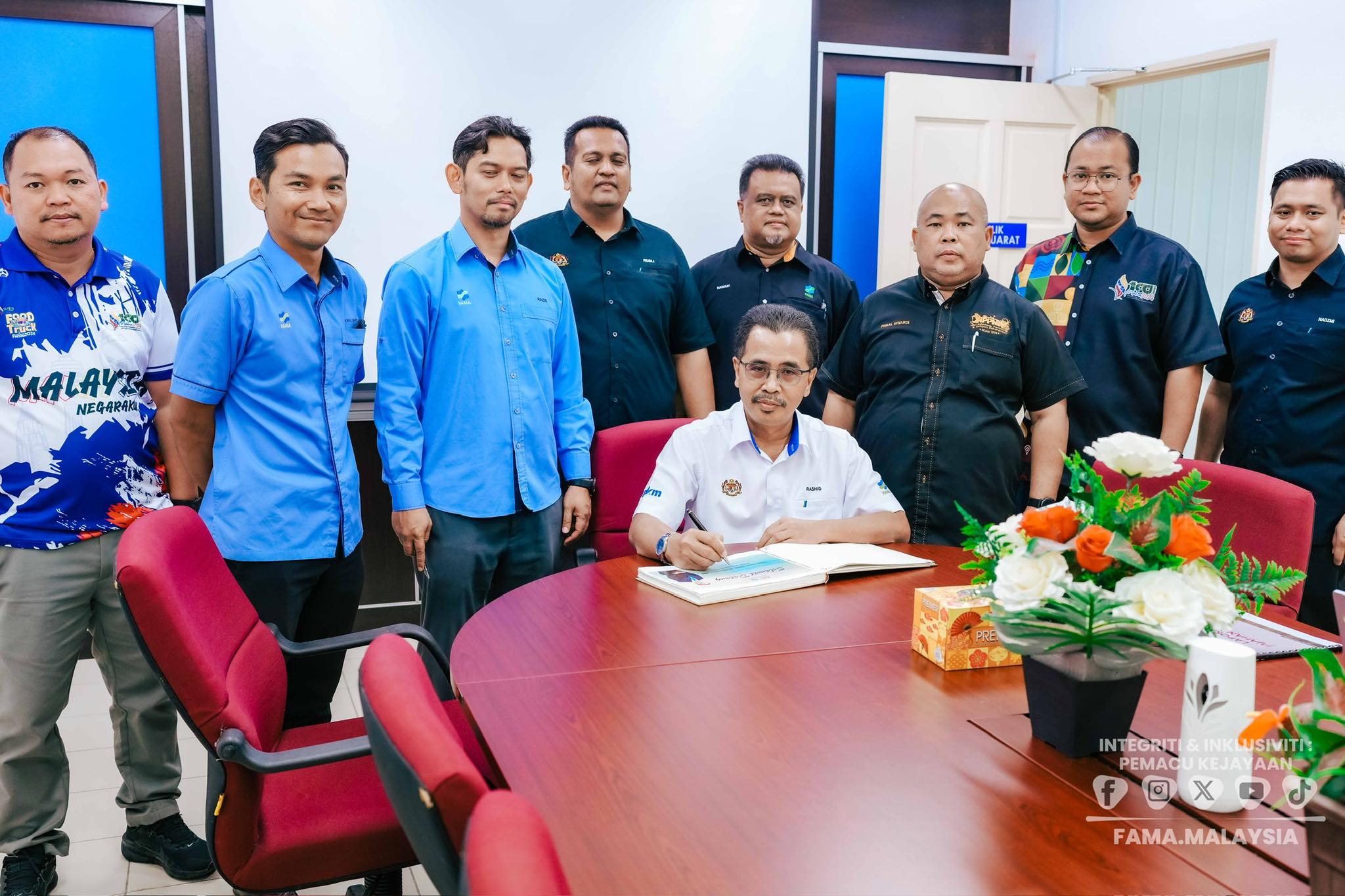 1 Mac 2026 | Lawatan Kerja Ketua Pengarah FAMA ke Pejabat FAMA Jajahan Kuala Krai dan Pasar Tani Kekal Kuala Krai | Pejabat FAMA Jajahan Kuala Krai dan Pasar Tani Kekal Kuala Krai