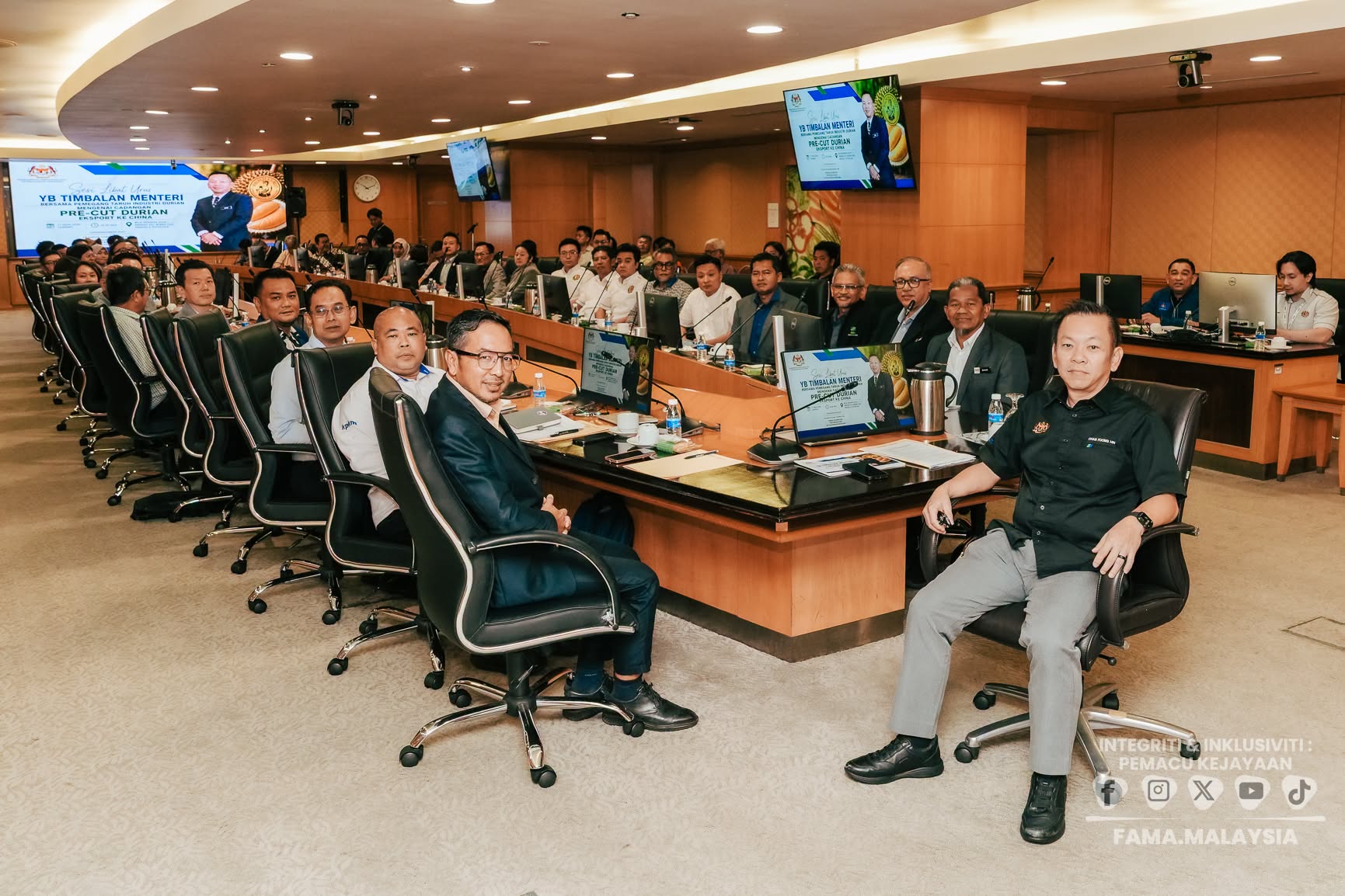 17 Julai 2026 | Sesi Libat Urus Bersama Pemegang Taruh Industri Durian | Bilik Gerakan, Wisma Tani, Putrajaya