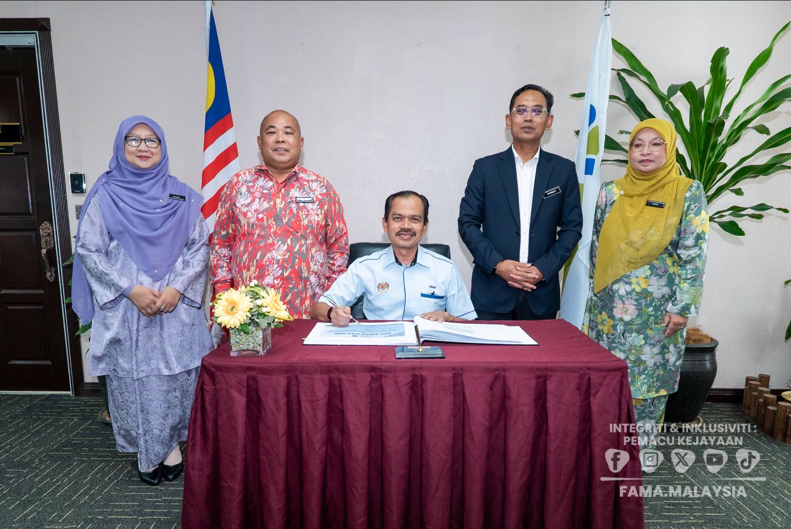 16 Oktober 2026 | Sesi Kunjungan Hormat Ketua Sekretariat PRBBP Kepada Ketua Pengarah FAMA | Bilik Mesyuarat Bunga Tanjung, Aras 4, Bangunan FAMA Point, Ibu Pejabat FAMA, Bandar Baru Selayang