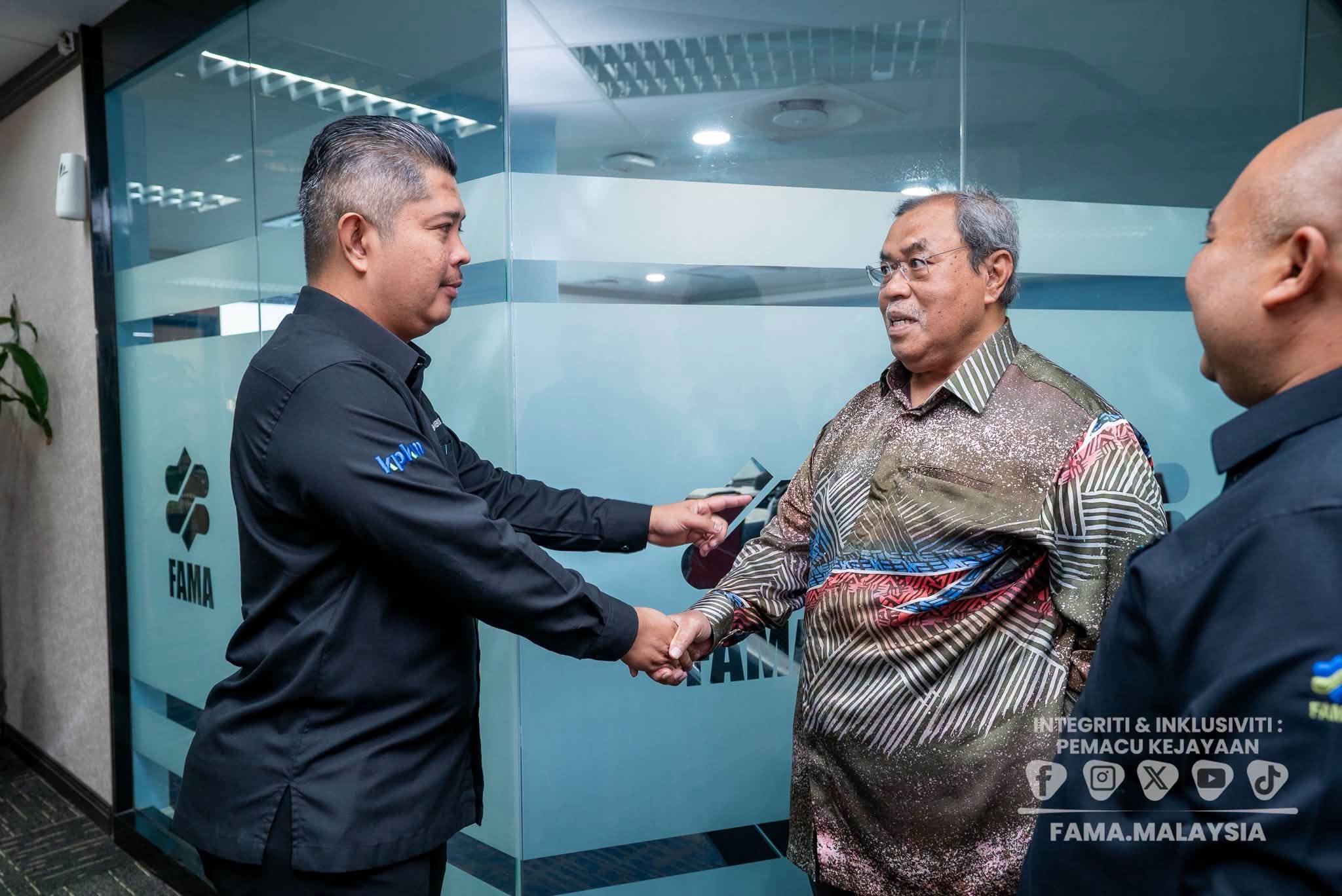 19 Oktober 2026 | Sesi Kunjungan Hormat Pengerusi Atlas Pacific Corporation Sdn Bhd Kepada Pengerusi FAMA | Bilik Mesyuarat Bunga Tanjung, Aras 4, Bangunan FAMA Point, Ibu Pejabat FAMA